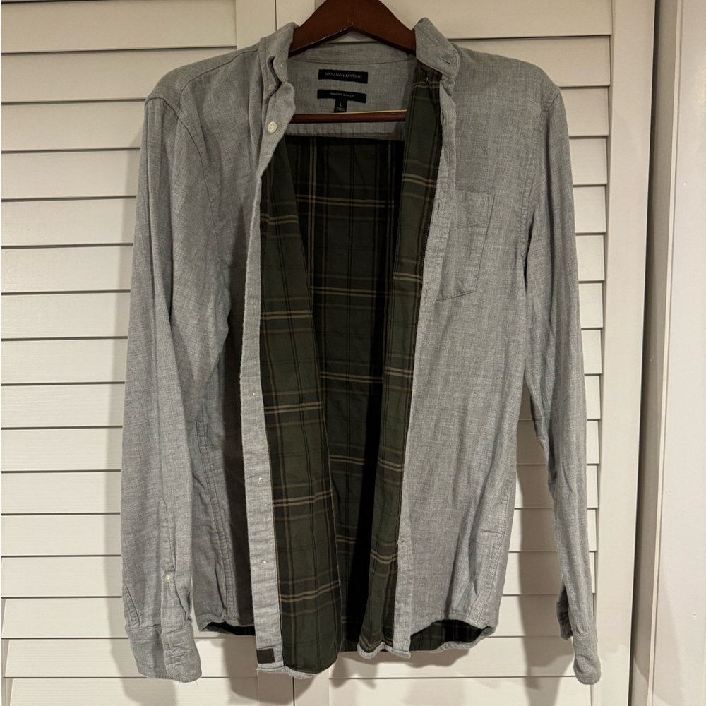 Grey with Green Flannel Lined Material Casual Shirt (L)
